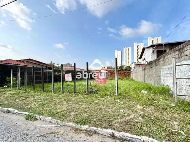 Imagem: Terreno em Capim Macio