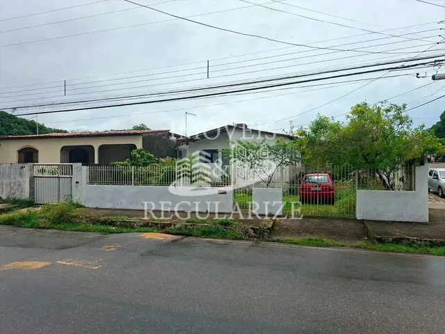 Imagem: Terreno de Esquina C/ 2 Casas e Escritura