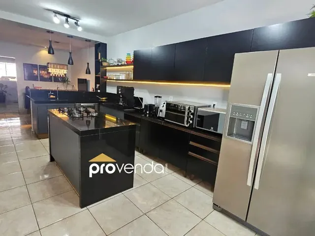 Imagem 3: Casa Toda Mobiliada, 225 M2 de Lote, 3 Quartos, Uma Suíte, Escritório Setor Santos