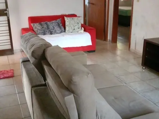 Imagem 13: Uma Casa com Um Barracao Jardim Petropolis Casa de Rua com 3 Quarto(S) e 1 Banheiro(S) À