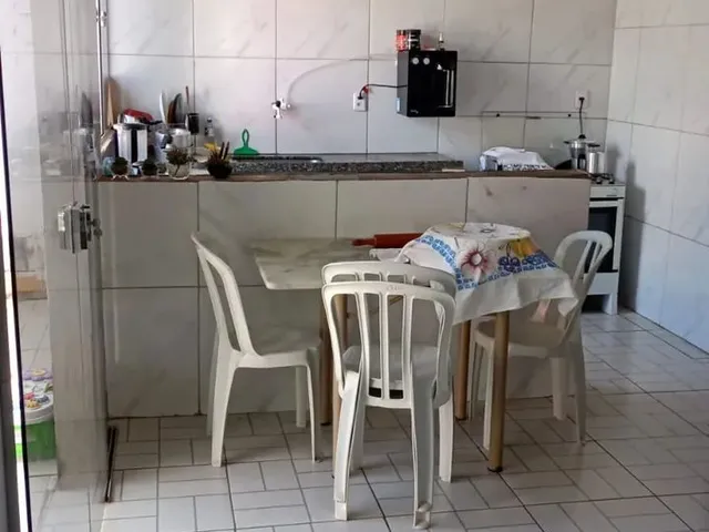 Imagem 4: Uma Casa com Um Barracao Jardim Petropolis Casa de Rua com 3 Quarto(S) e 1 Banheiro(S) À