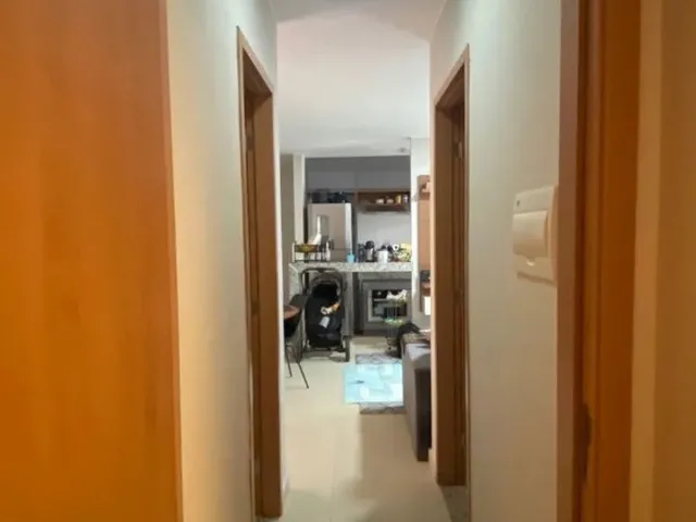Imagem 3: Apartamento de 2 Quartos com Móveis Planejados no Condomínio Gran Tropical