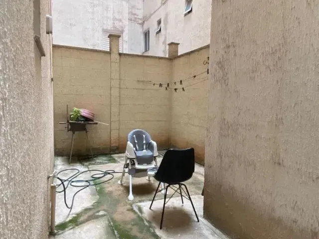 Imagem 2: Apartamento de 2 Quartos com Móveis Planejados no Condomínio Gran Tropical