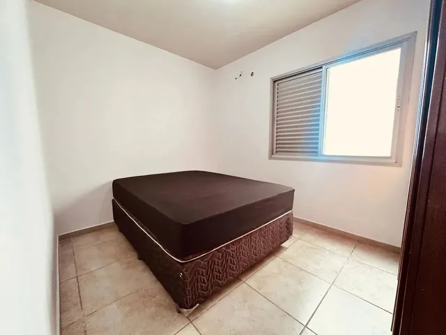 Imagem 11: Vendo Apartamento 2Q no Edifício Itajaí Apartamento com 2 Quarto(S) e 2 Banheiro(S) À