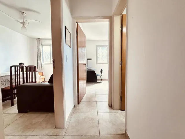 Imagem 13: Vendo Apartamento 2Q no Edifício Itajaí Apartamento com 2 Quarto(S) e 2 Banheiro(S) À