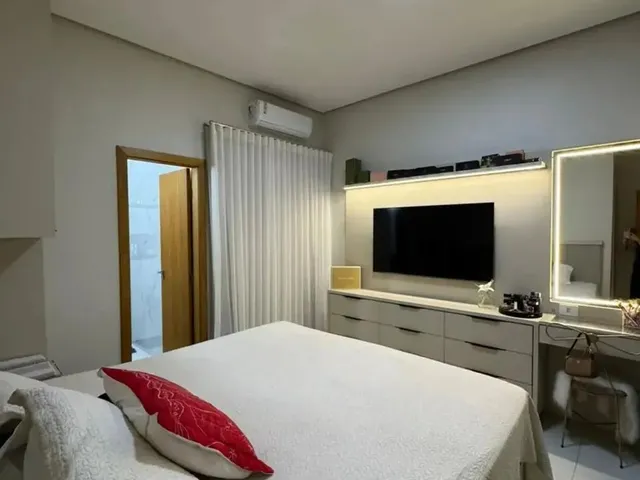 Imagem 14: Casa Semimobiliada a Venda na Quadra 409 Sul com Três Quartos Sendo Uma Suíte e Área