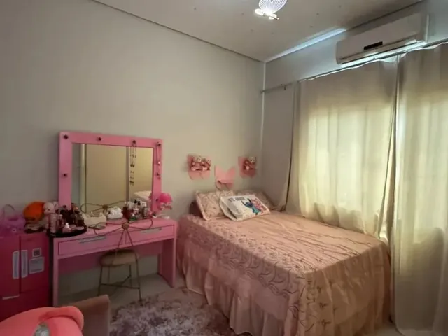 Imagem 15: Casa Semimobiliada a Venda na Quadra 409 Sul com Três Quartos Sendo Uma Suíte e Área