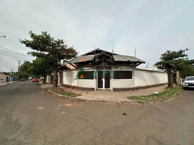 Imagem 1: Sobrado com 4 Quartos, Sendo 1 Suíte na Região Leste