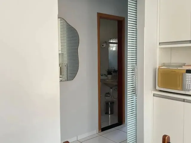 Imagem 12: Casa À Venda em Rio Verde com Espaço Amplo, 3 Quartos, Armários e Quintal Espaçoso