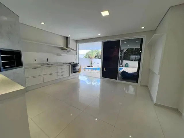Imagem 10: Casa À Venda e para Alugar em Sorocaba, Condomínio Sunset, com 3 Suítes, com 352 M²
