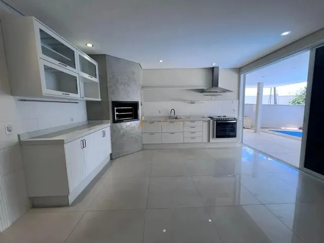 Imagem 5: Casa À Venda e para Alugar em Sorocaba, Condomínio Sunset, com 3 Suítes, com 352 M²