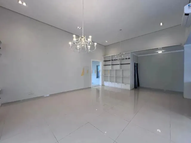 Imagem 14: Casa À Venda e para Alugar em Sorocaba, Condomínio Sunset, com 3 Suítes, com 352 M²