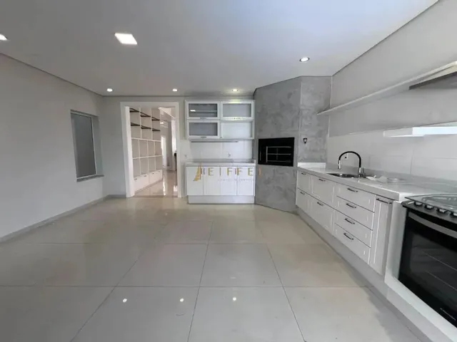 Imagem 8: Casa À Venda e para Alugar em Sorocaba, Condomínio Sunset, com 3 Suítes, com 352 M²