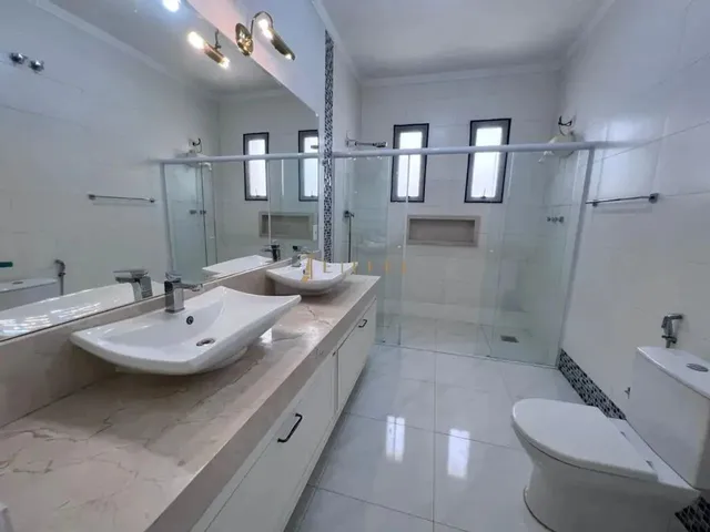 Imagem 13: Casa À Venda e para Alugar em Sorocaba, Condomínio Sunset, com 3 Suítes, com 352 M²
