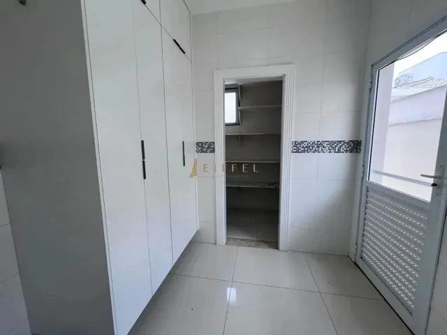 Imagem 12: Casa À Venda e para Alugar em Sorocaba, Condomínio Sunset, com 3 Suítes, com 352 M²