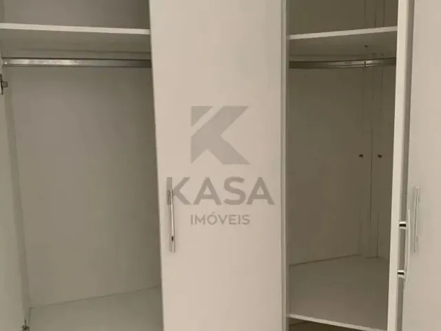 Imagem 14: Apartamento 02 Dormitórios Semimobiliado..
