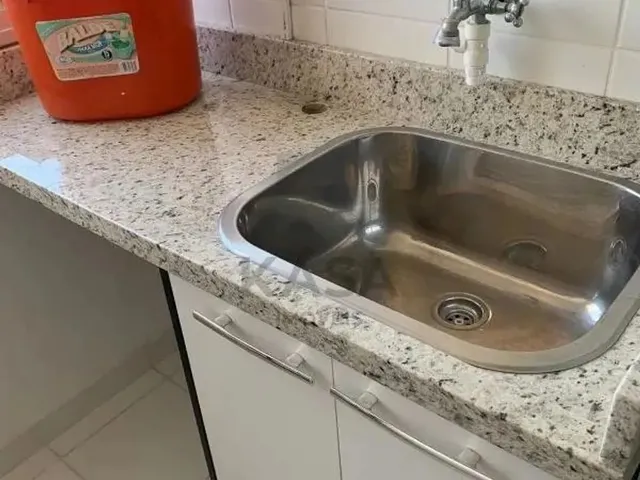 Imagem 10: Apartamento 02 Dormitórios Semimobiliado..