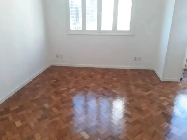 Imagem 6: Imóvel para Aluguel Possui 50 Metros Quadrados com 2 Quartos em Centro - Rio de Janeiro