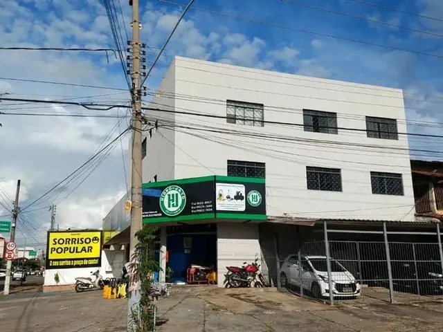 Imagem: O depósito possui 6 Dormitórios, 6 Suítes, 3 Vagas na