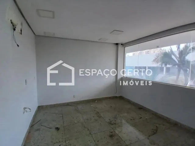 Imagem 12: Galeria Casablanca - Sala 01 B