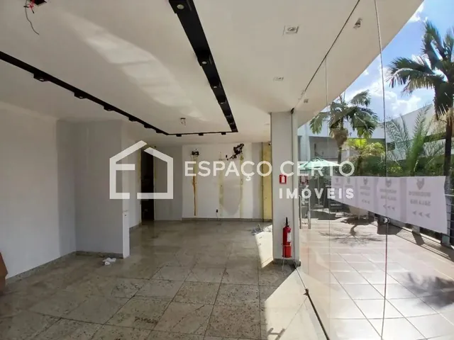 Imagem 4: Galeria Casablanca - Sala 01 B