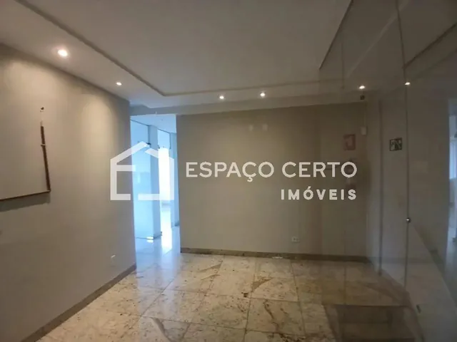 Imagem 6: Galeria Casablanca - Sala 01 B
