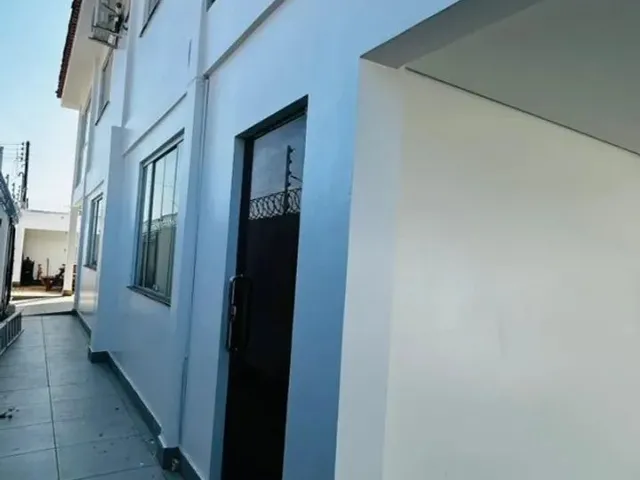 Imagem 3: Imperdível! Casa Duplex Projetada no Bairro Paraviana - Conforto e Sofisticação