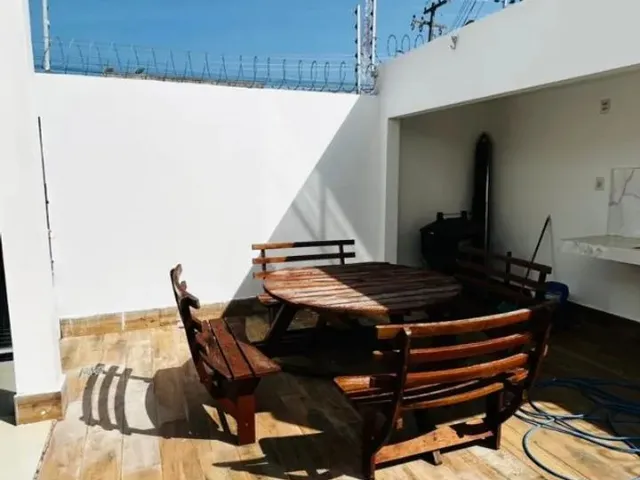 Imagem 6: Imperdível! Casa Duplex Projetada no Bairro Paraviana - Conforto e Sofisticação