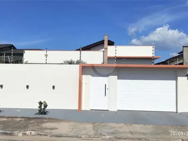 Imagem: Casa com 3 Quartos À Venda em Cidade Satélite