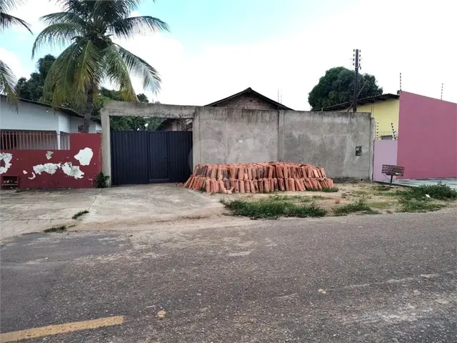 Imagem: Casa com 4 Quartos À Venda em Jardim Caranã