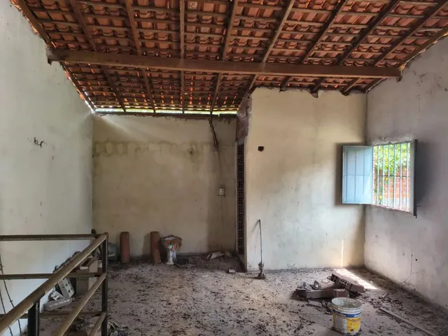 Imagem 3: Terreno 128 M² com Construção Iniciada