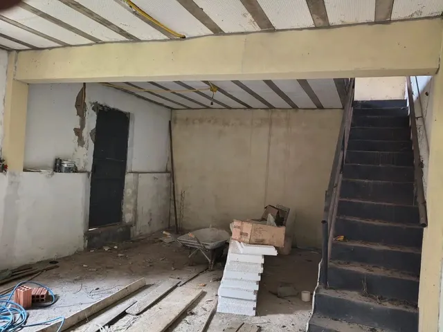 Imagem 8: Terreno 128 M² com Construção Iniciada