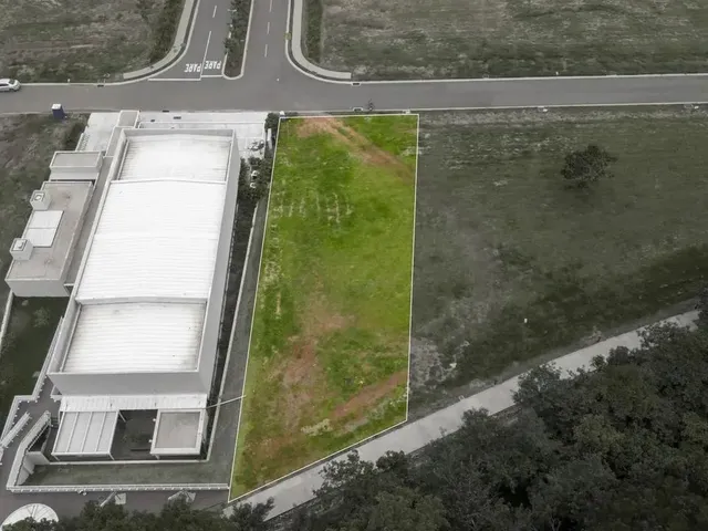 Imagem: Lote 1.048 M² Fundo para Mata