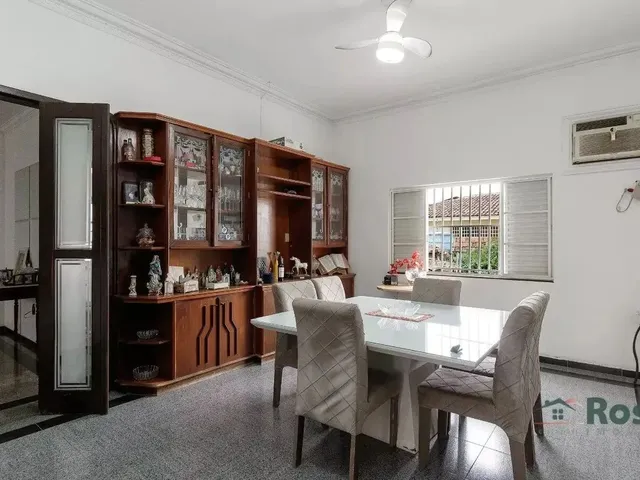 Imagem 14: Imóvel Amplo À Venda para Fins Residencial e Comercial, com 4 Quarto(S), Sendo 1