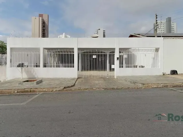 Imagem 12: Imóvel Amplo À Venda para Fins Residencial e Comercial, com 4 Quarto(S), Sendo 1