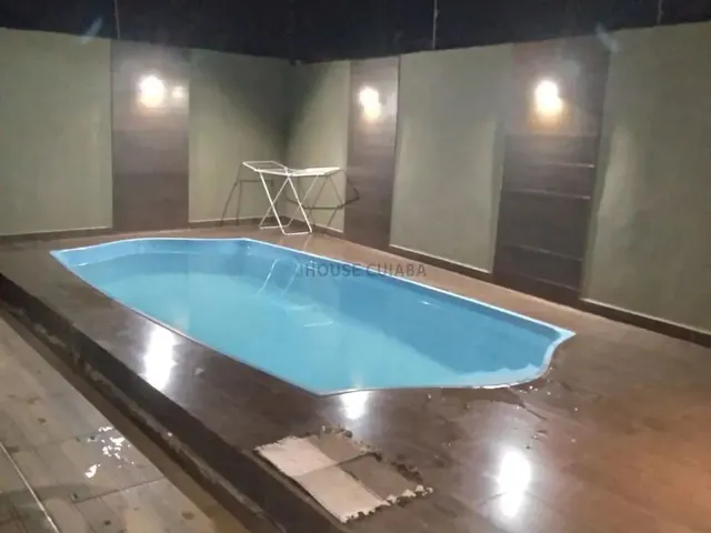 Imagem: Casa a Venda com Piscina no Jardim Passaredo