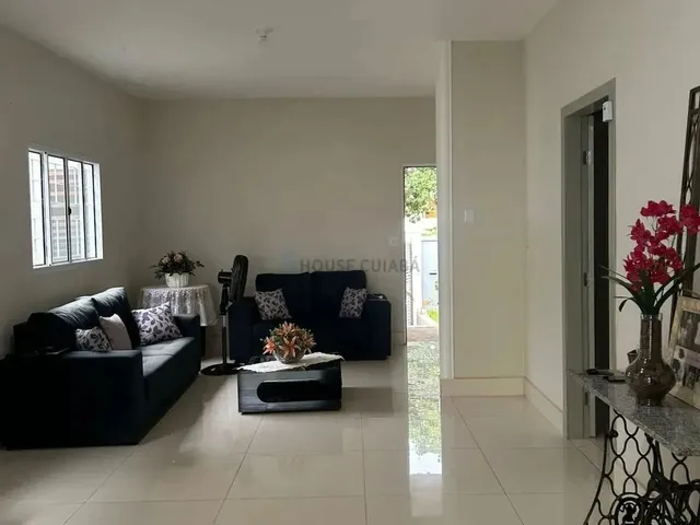 Imagem: Espaçosa Casa no Bairro santa Rosa - Venda