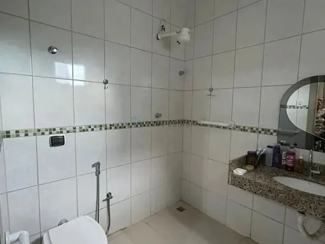Imagem 4: Espaçosa Casa no Bairro santa Rosa - Venda