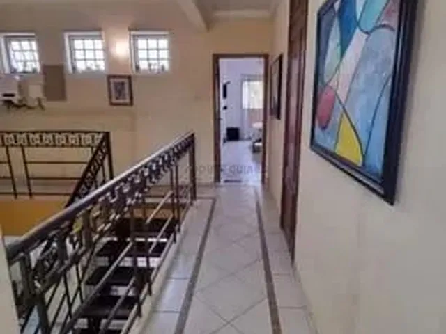 Imagem 16: Lindo Sobrado Residencial Adaptável para Comercial