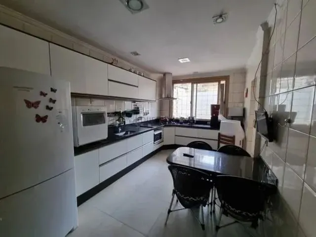 Imagem 2: Lindo Sobrado Residencial Adaptável para Comercial