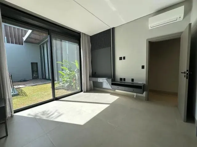Imagem 12: Casa À Venda no Florais do Valle