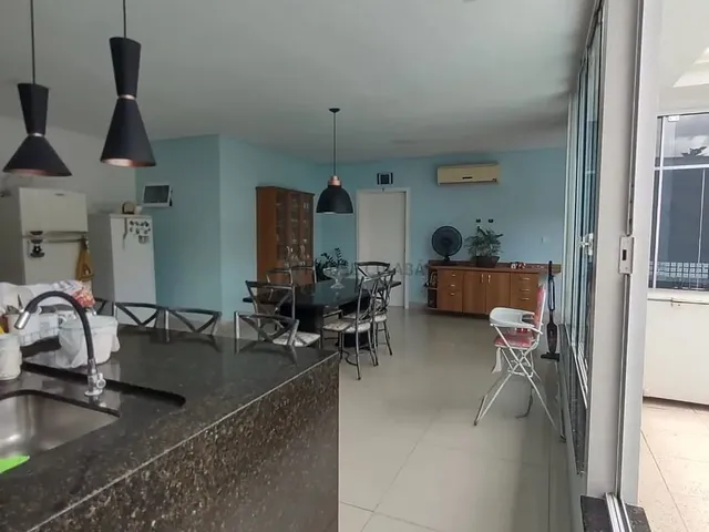 Imagem: Belíssimo Sobrado no Bairro Morada do Ouro