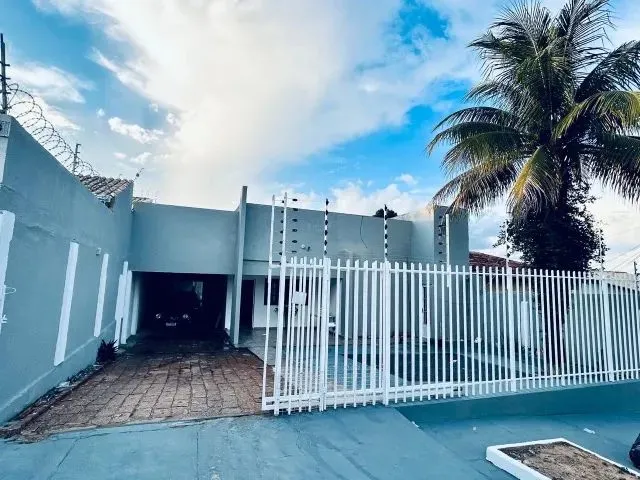 Imagem: Casa À 800 M do Shopping Estação