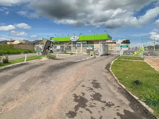 Imagem: Casa com 3 Quarto(S), Sendo 1 Suíte, Churrasqueira