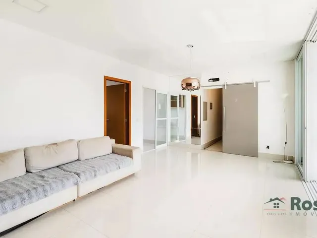 Imagem 5: Apartamento À Venda com 3 Quartos Sendo 1 Suíte e 2 Demi-Suite, com Móveis Planejados