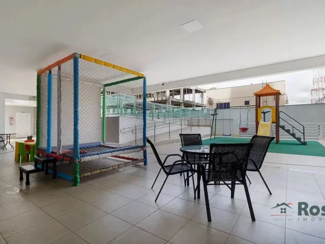 Imagem 12: Apartamento À Venda com 3 Quartos Sendo 1 Suíte e 2 Demi-Suite, com Móveis Planejados