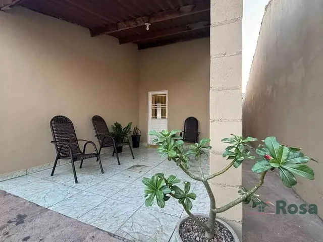 Imagem: Casa À Venda, 2 Quartos, Financiável