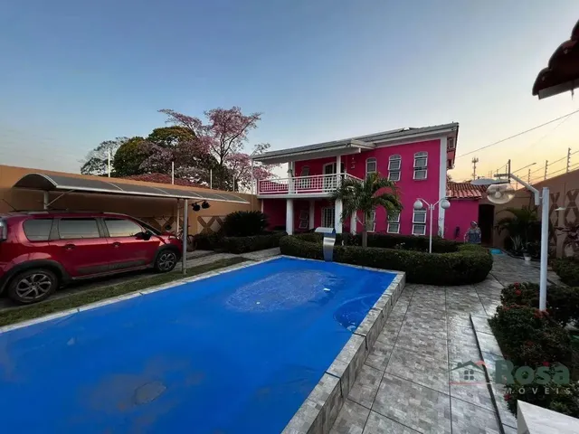 Imagem: Sobrado de Esquina para Venda, Cidade Alta