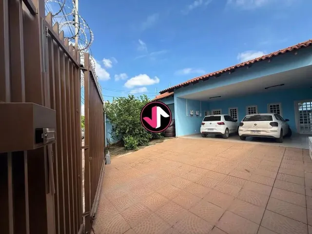 Imagem 11: Casa Comercial À Venda em Cuiabá, Jardim Itália - Imóvel com Churrasqueira
