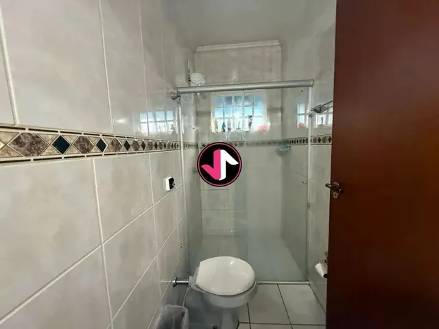 Imagem 10: Casa Comercial À Venda em Cuiabá, Jardim Itália - Imóvel com Churrasqueira